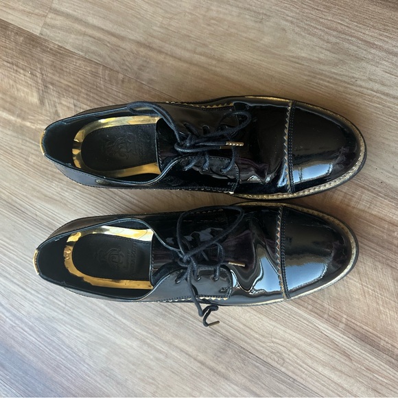 The office of Angela Scott patent leather heeled oxfords size 36 - Picture 2 of 11